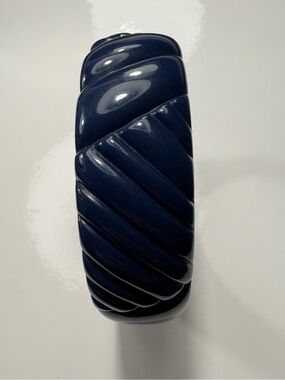 Vintage Navy Blue Carved Lucite Bangle Bracelet Made in Hong Kong Quilted Wavy